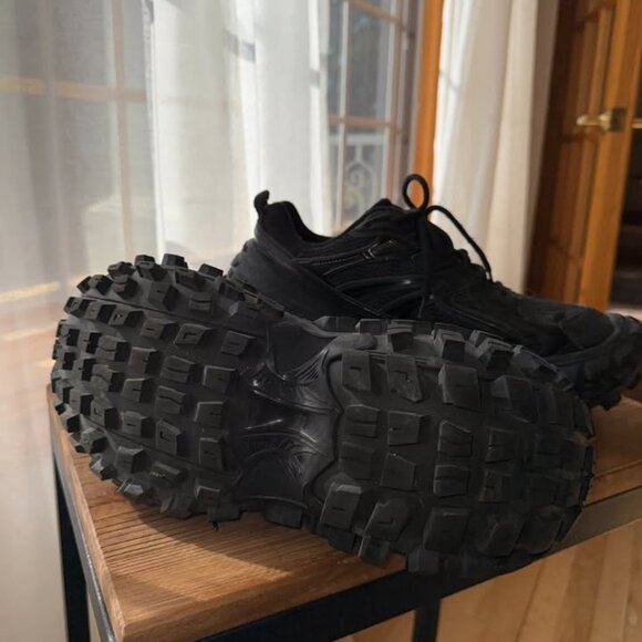 Distressed Designer Sneakers - from Nordstrom - Barely Worn - Picture 2 of 4